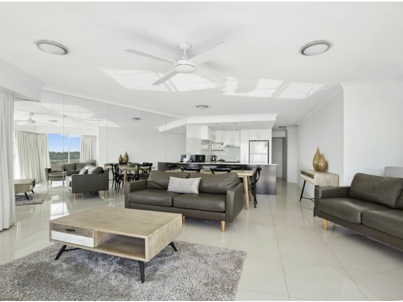 2 19th Avenue, Palm Beach QLD 4221