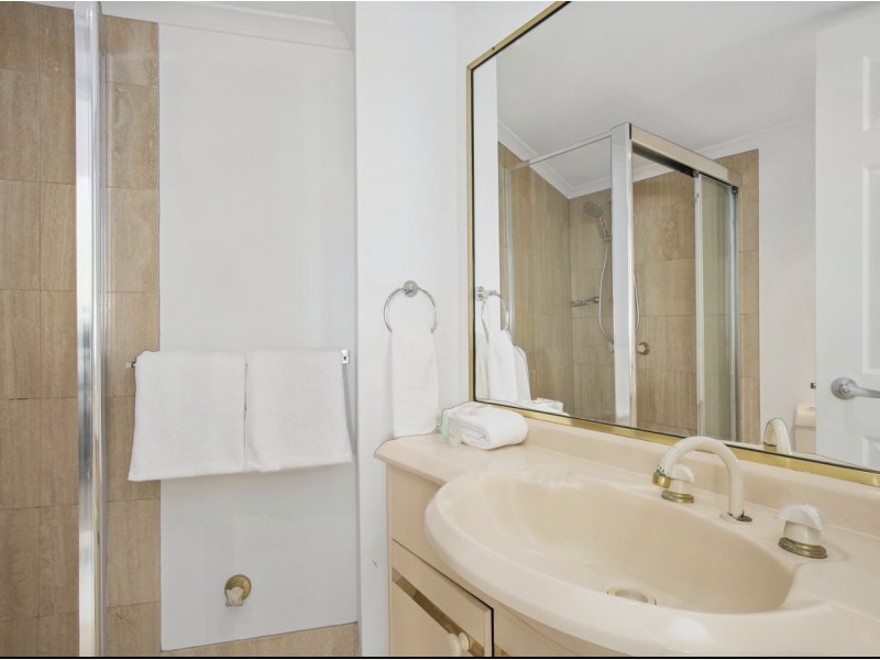 2 19th Avenue, Palm Beach QLD 4221