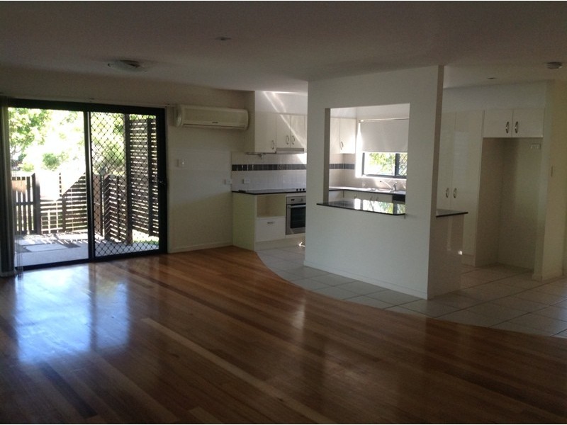 2/14 Catalina Drive, Mudjimba QLD 4564