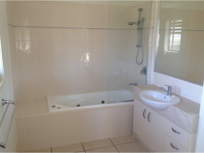 2/14 Catalina Drive, Mudjimba QLD 4564
