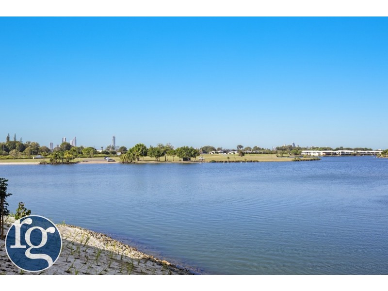 52/3028 The Boulevard, Carrara QLD 4211