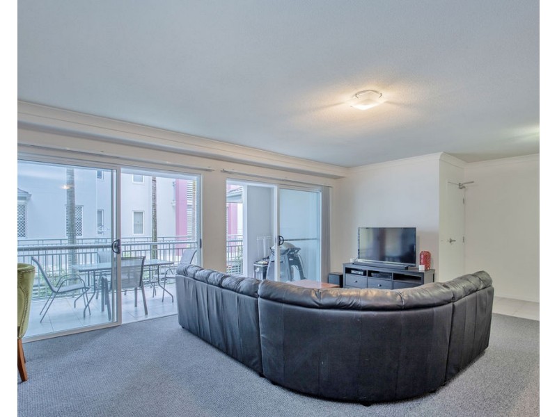 702/33 Clark Street, Biggera Waters QLD 4216