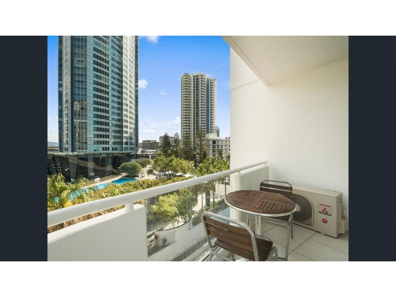 17/4 Clifford Street, Surfers Paradise QLD 4217