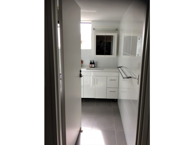 Mermaid Waters QLD 4218