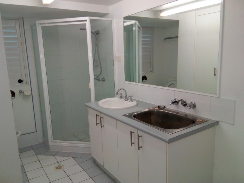 14/30 MARINE PARADE, Southport QLD 4215