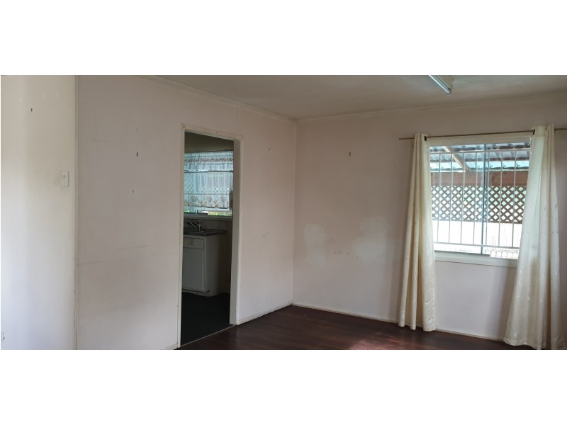 37 MADISON STREET, Woodridge QLD 4114