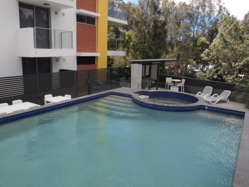 414/33 Lakefront Crescent, Varsity Lakes QLD 4227