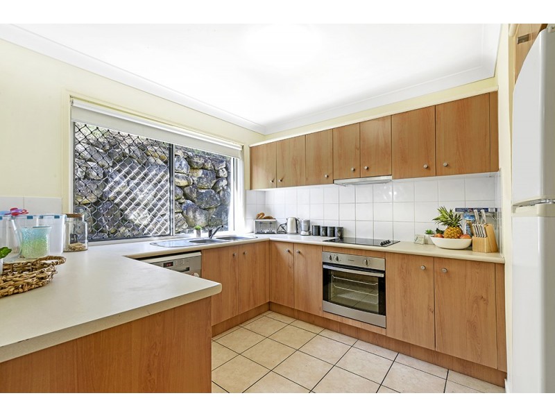 9 Rata Place, Nerang QLD 4211
