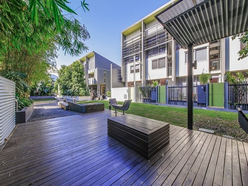 24 Cordelia St, South Brisbane QLD 4101