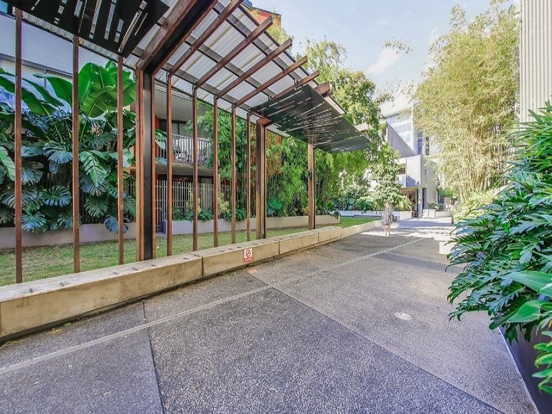 24 Cordelia St, South Brisbane QLD 4101
