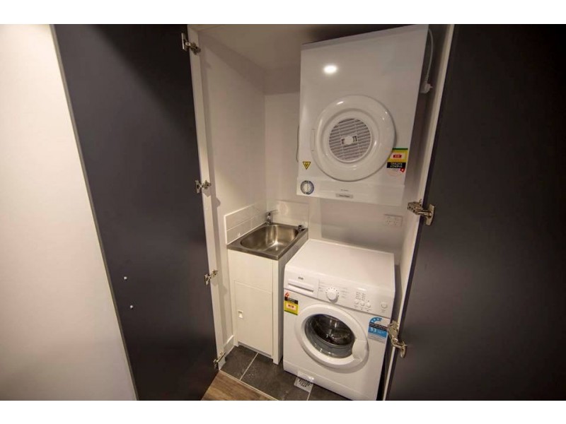 102/190 Varsity Parade, Varsity Lakes QLD 4227