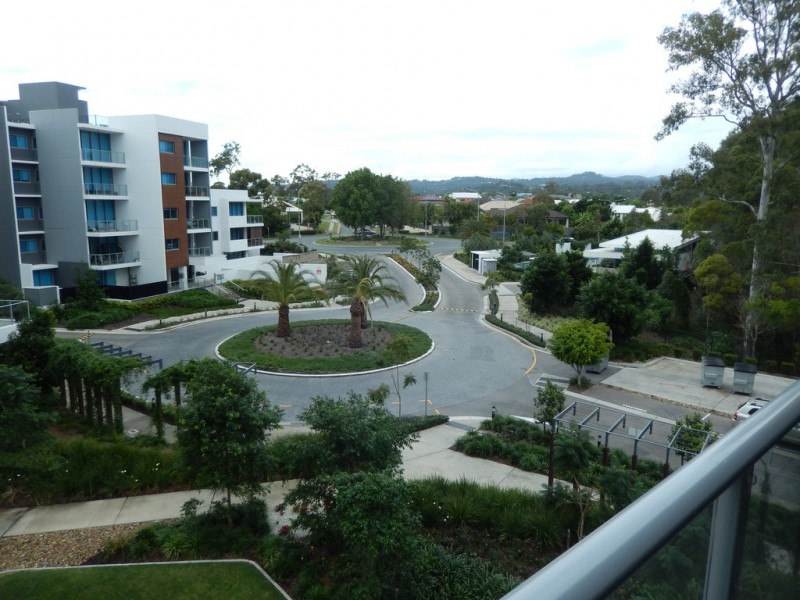 Varsity Lakes QLD 4227