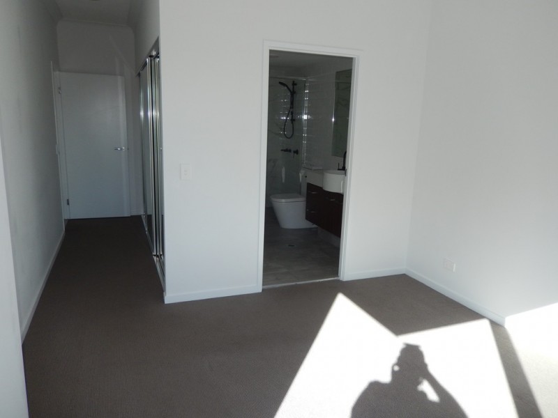 2503/397 397 Christine Avenue, Varsity Lakes QLD 4227