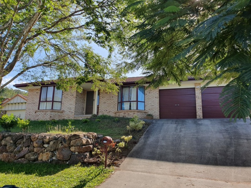 1 Polynesia Avenue, Pacific Pines QLD 4211