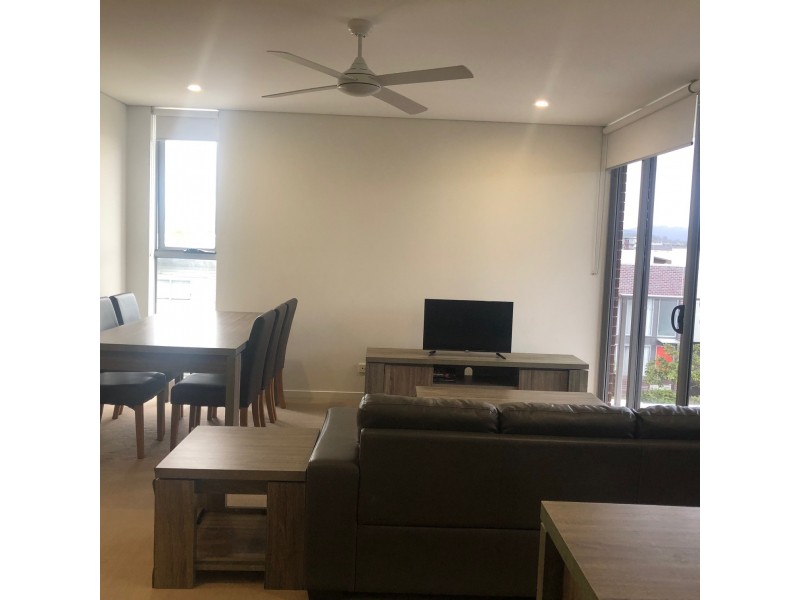 436/33 Lakefront Crescent, Varsity Lakes QLD 4227