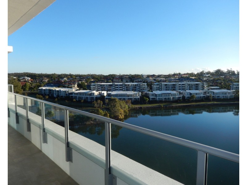 1704/397 Christine Ave, Varsity Lakes QLD 4227