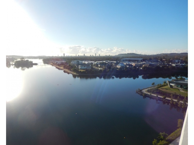 1704/397 Christine Ave, Varsity Lakes QLD 4227