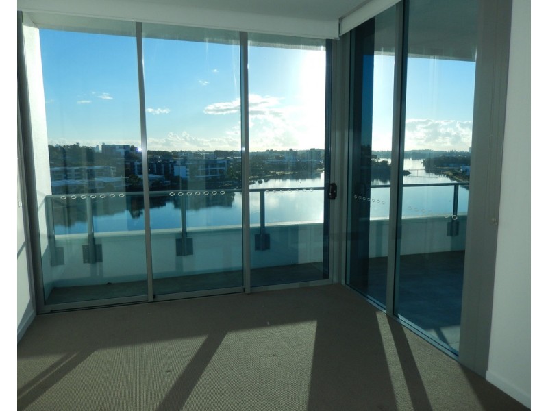 1704/397 Christine Ave, Varsity Lakes QLD 4227