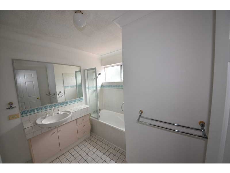 42/63 Sherwood Road, Toowong QLD 4066