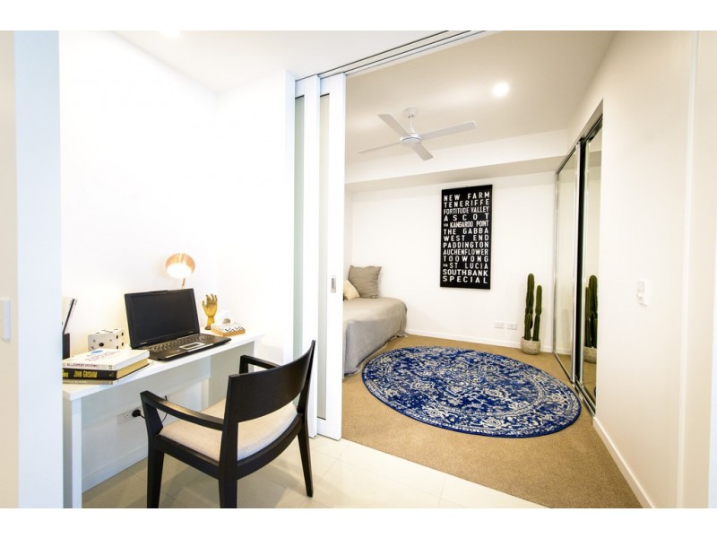 24 STRATTON ST “Level 18″, Newstead QLD 4006