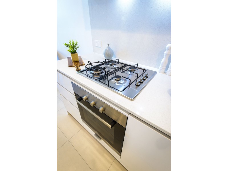 24 STRATTON ST “Level 18″, Newstead QLD 4006