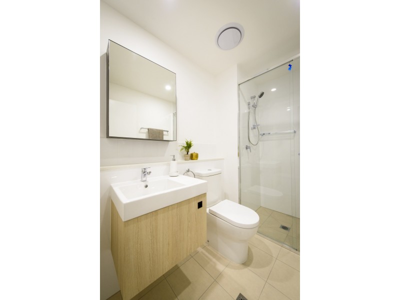 24 STRATTON ST “Level 18″, Newstead QLD 4006