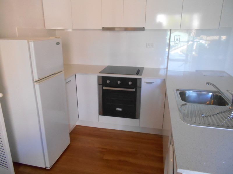3 Whitmore St, Taringa QLD 4068