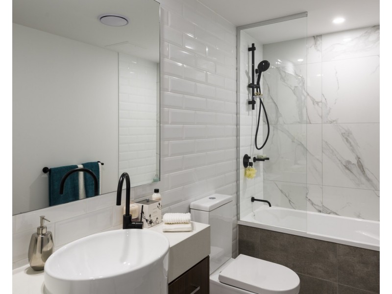 2112/397 397, CHRISTINE, AVENUE, Varsity Lakes QLD 4227