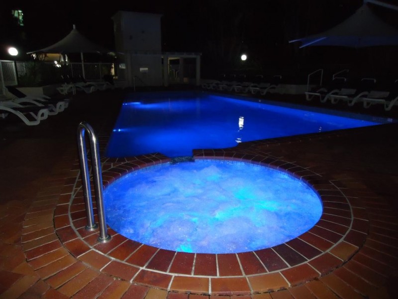2/15-21 Breaker Street, Main Beach QLD 4217