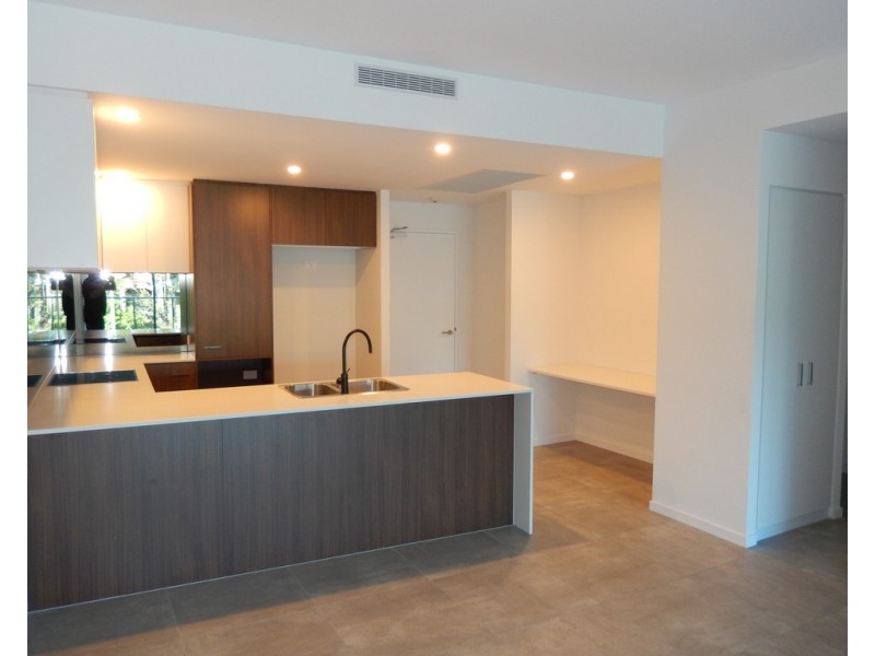 3215 3215/397, CHRISTINE, AVENUE, Varsity Lakes QLD 4227