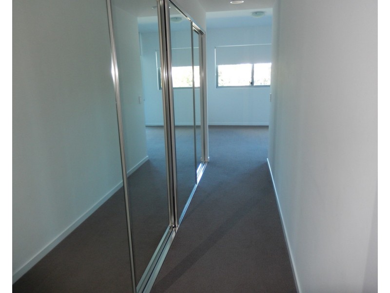 3215 3215/397, CHRISTINE, AVENUE, Varsity Lakes QLD 4227