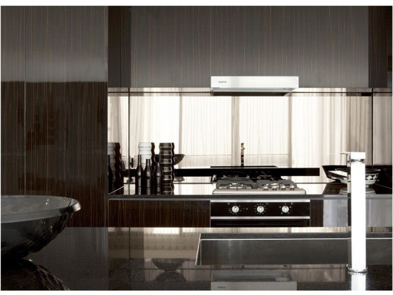 1 Marina Drive, Benowa QLD 4217