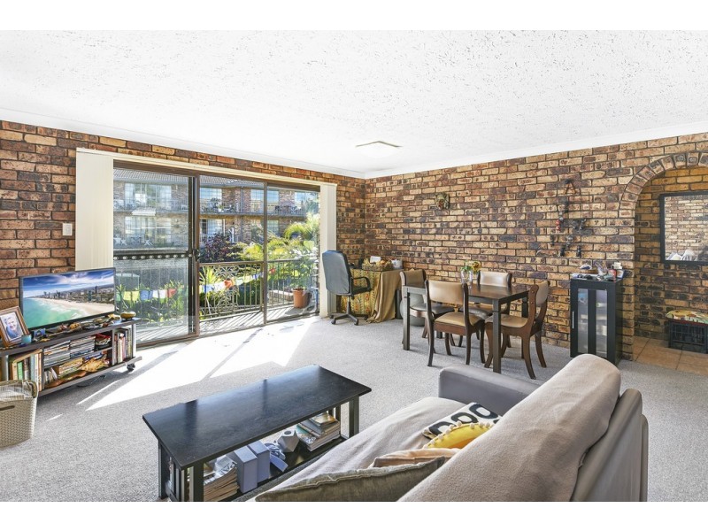 1/16 Duet Drive, Mermaid Waters QLD 4218