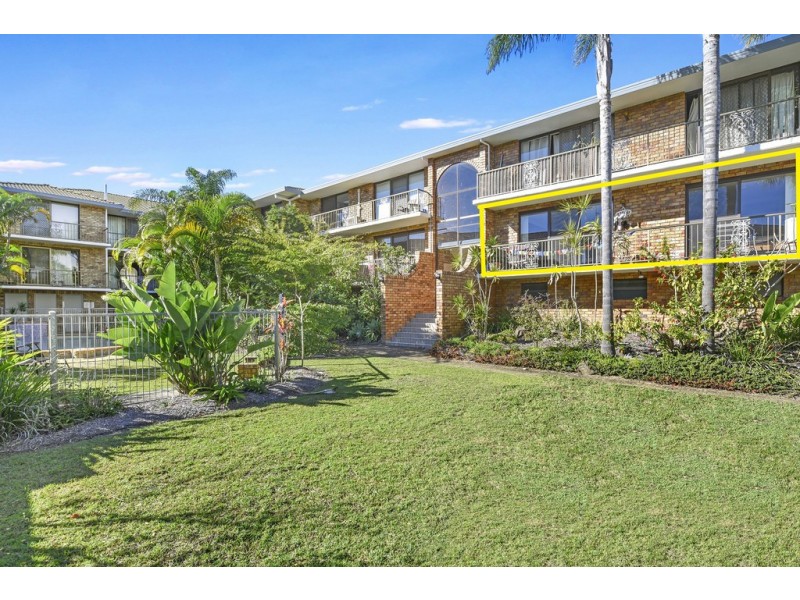 1/16 Duet Drive, Mermaid Waters QLD 4218