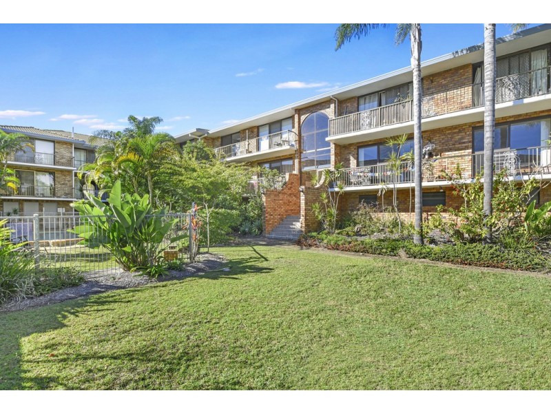 1/16 Duet Drive, Mermaid Waters QLD 4218