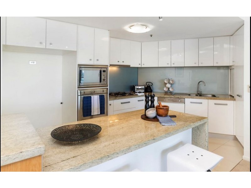 902/300 Marine Parade, Labrador QLD 4215