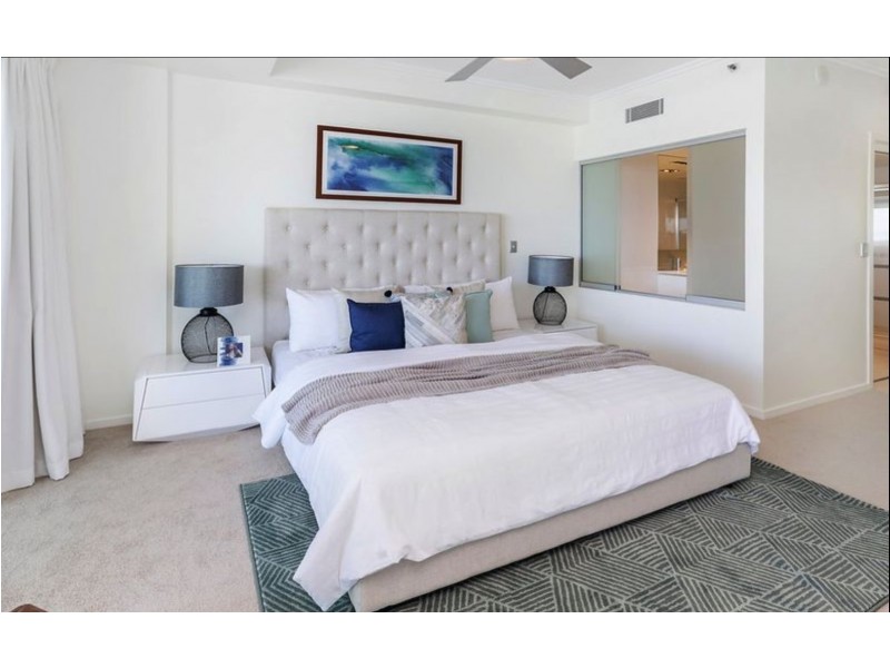 902/300 Marine Parade, Labrador QLD 4215