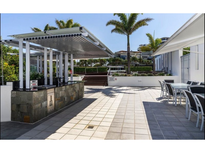 902/300 Marine Parade, Labrador QLD 4215