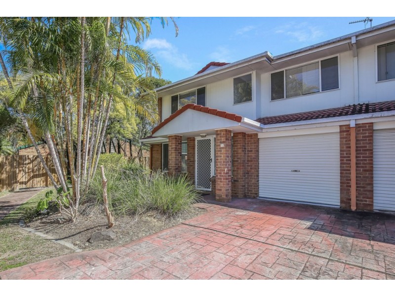 10 Crows Ash Court, Oxenford QLD 4210