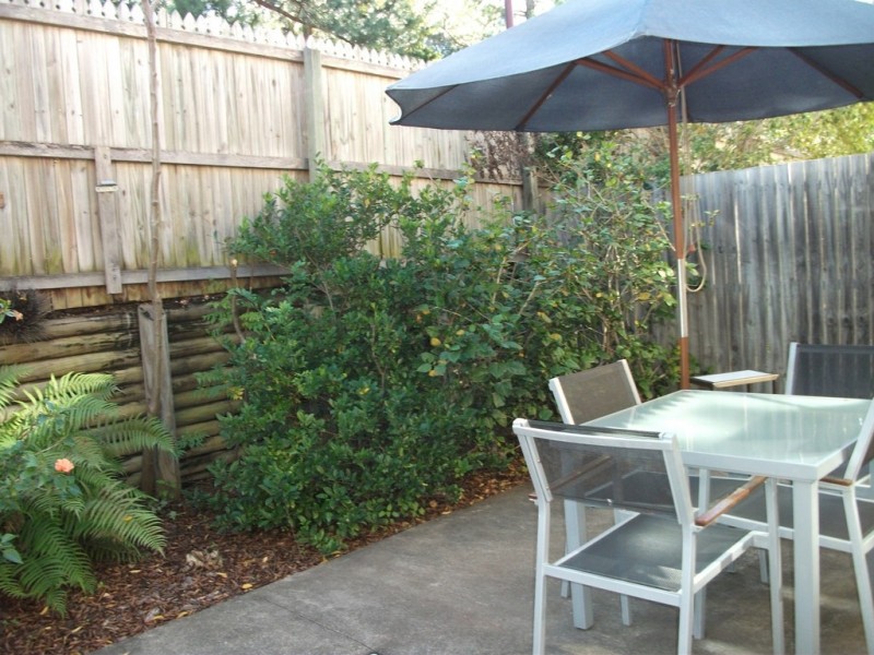 15 Daisy Hill Road, Daisy Hill QLD 4127