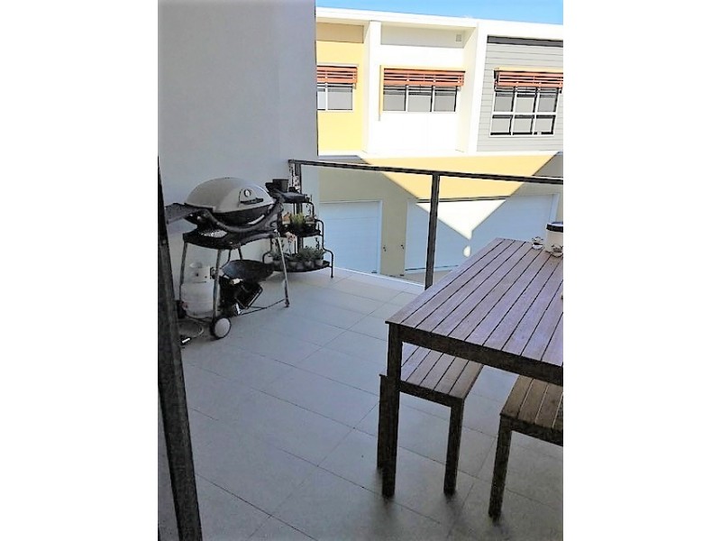 34/3400 Panorama Drive, Carrara QLD 4211