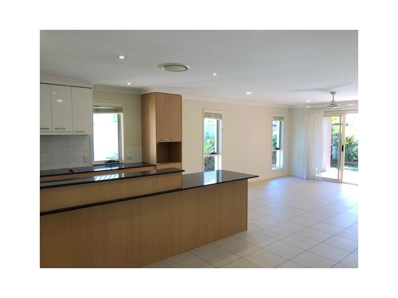 128/5 Easthill Drive, Robina QLD 4226