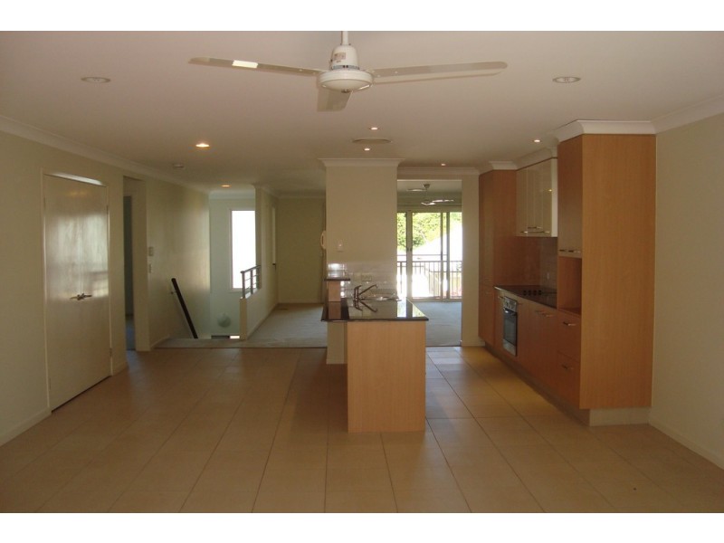 128/5 Easthill Drive, Robina QLD 4226