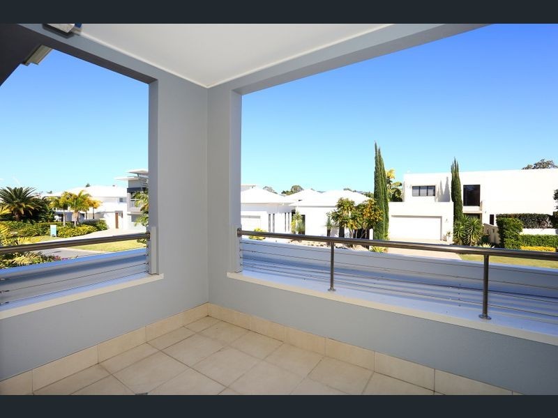 3007b Northview Parade, Benowa QLD 4217