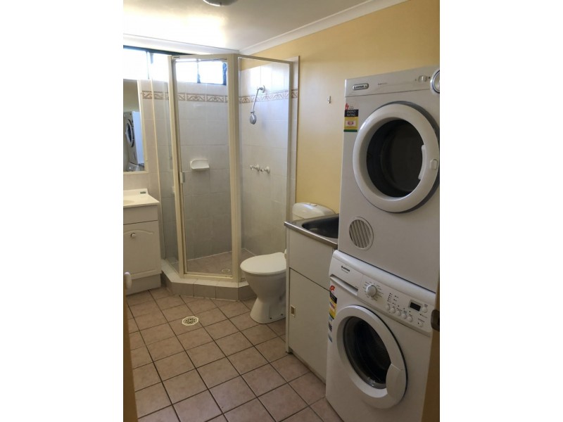 152 High Street, Southport QLD 4215