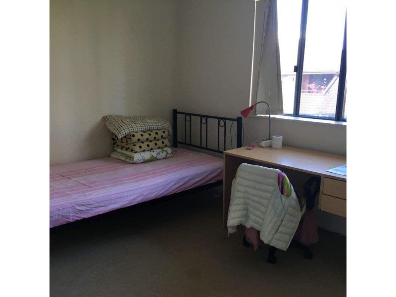 87/300 Sir Fred Schonell DR, St Lucia QLD 4067