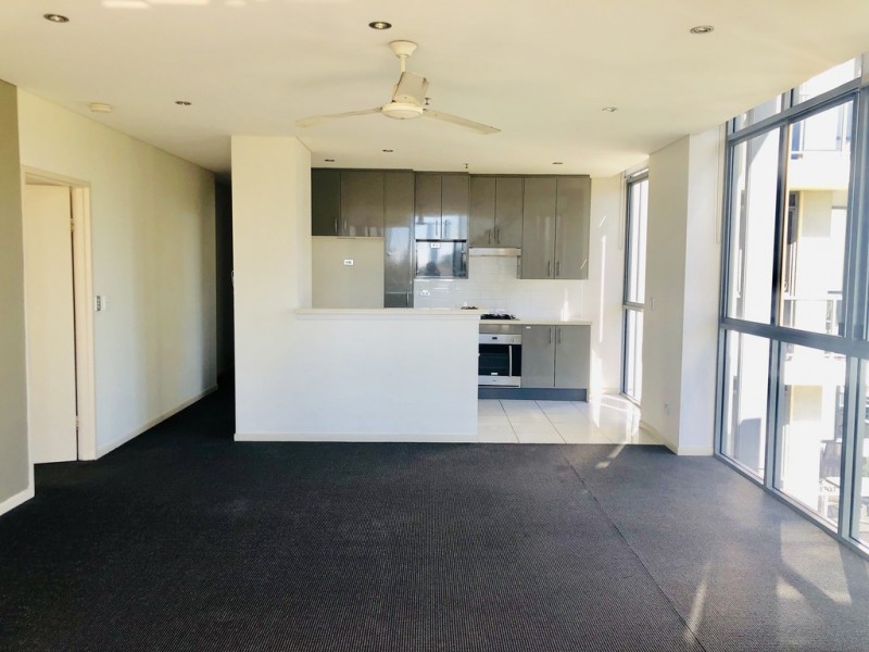 702/18 CYPRESS AVE, Surfers Paradise QLD 4217