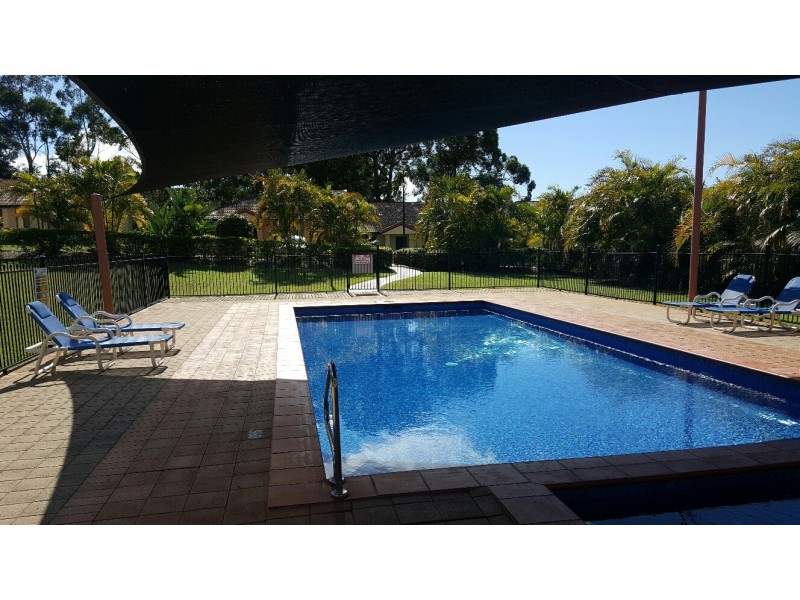 20 Brown Street, Labrador QLD 4215