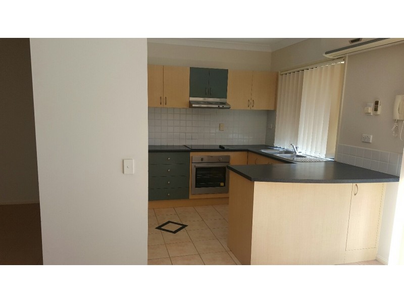 20 Brown Street, Labrador QLD 4215