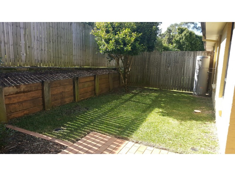 20 Brown Street, Labrador QLD 4215